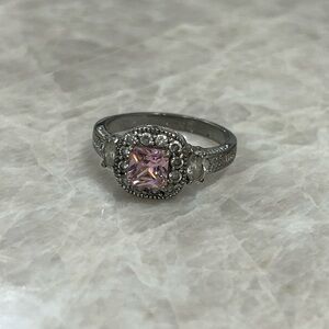 Elegant Pink and Silver Women's Ring size 9.5